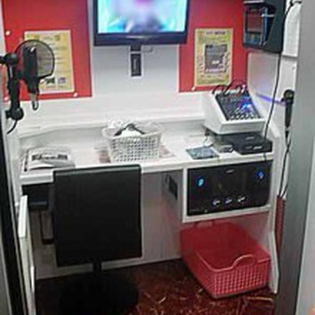 １人行動は慣れていますが・・・１人で歌えるカラオケボックスも（＾＾）