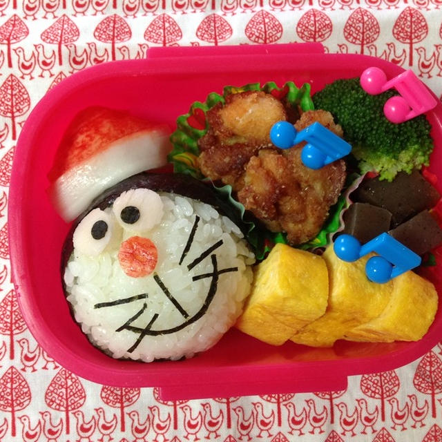今日の【ドラえもんサンタ弁当♪】＆22日日曜日 Xmasパーティー昼の部！英会話教室編☆