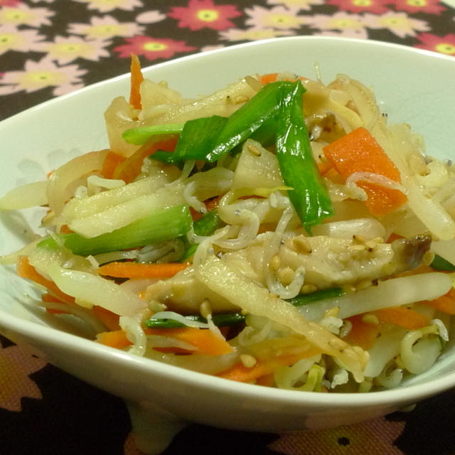 シャキシャキ野菜のナムル風香味和え