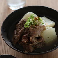 牛すじと大根のあっさり煮