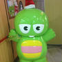 ガチャピンサンタとクリスマスツリー