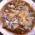 野菜どっさり！辛くて酸っぱい中国のスープ麺「酸辣湯麺」、まろやかな黒酢仕立て