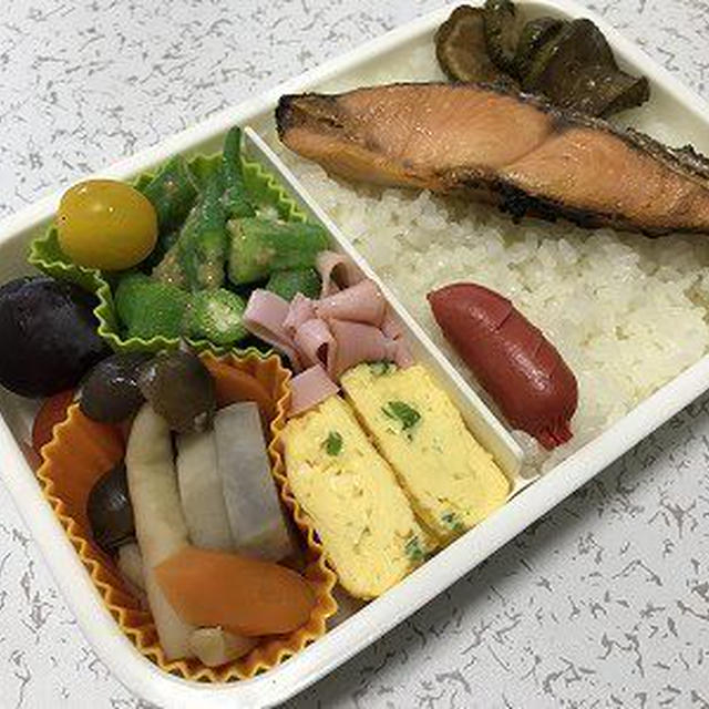 鮭弁当