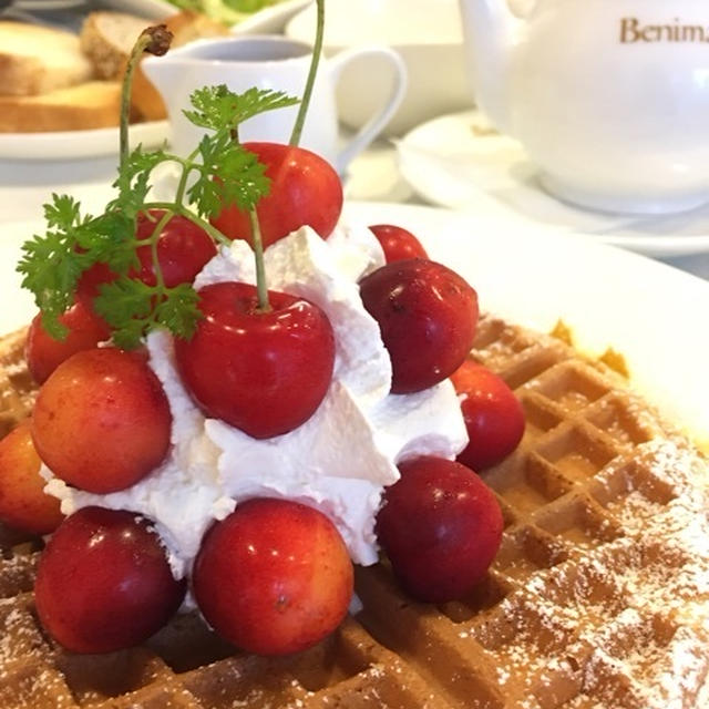 さくらんぼワッフル♡