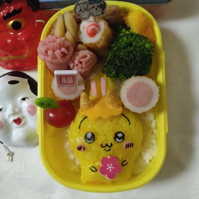 ロッテ『ちいかわ』チョコレート型でうさぎちゃんおにぎり弁当〖キ#平日お昼ご飯はお弁当or外食