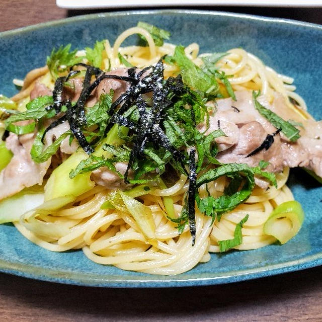 具だくさん！【たっぷり大葉の和風パスタ】と冷凍野菜ストックの【秒で作るスープ】