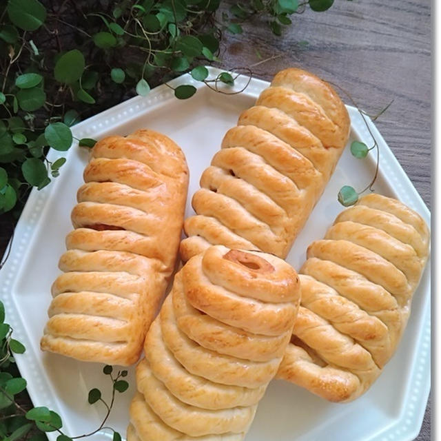 【ちくわパン】中にアレを詰めたらサイコーに美味しかった♪姫の問題行動。。。