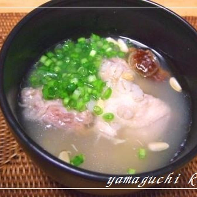 押し麦で 蔘鶏湯（サムゲタン）風★