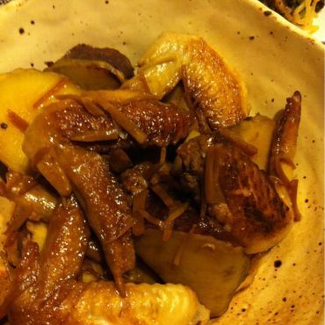 ピリ辛鶏手羽とサツマイモ煮