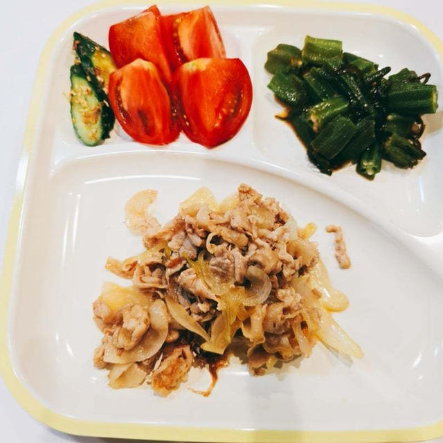 6月8日#おうちごはん♡豚肉と玉ねぎの炒めもの