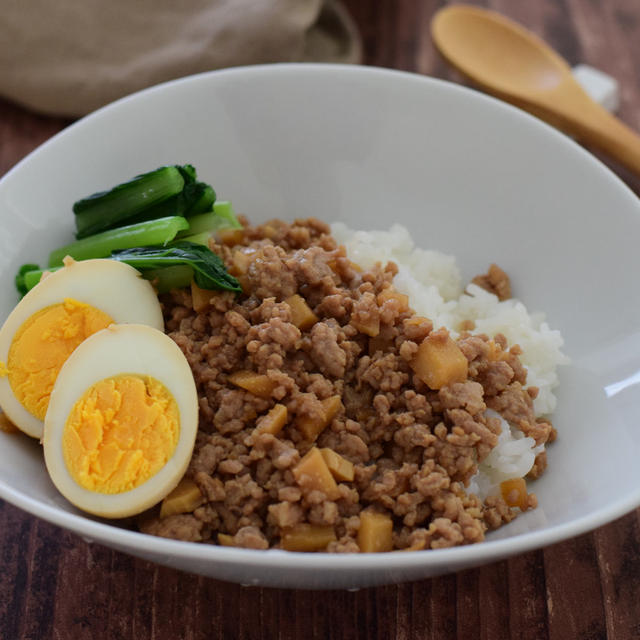 ひき肉で作る簡単！子供も食べれる！ルーロー飯