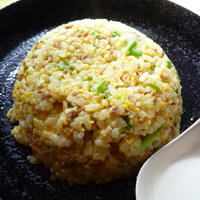 酸辣炒飯（サンラーチャーハン）
