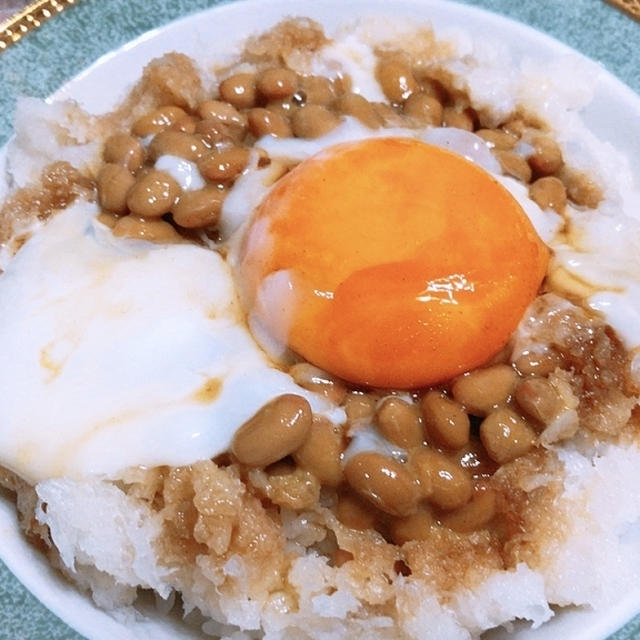 大根おろしと温玉の納豆ご飯