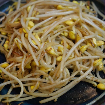 アップデートした大豆もやし炒め