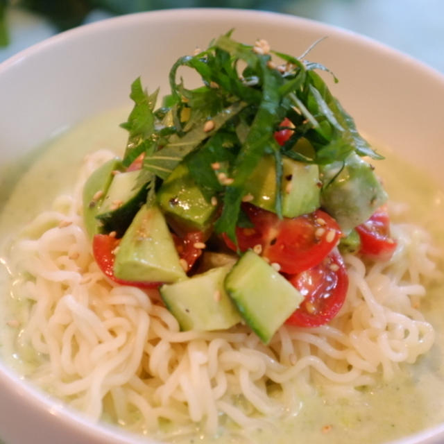 『公式ライター』のお知らせと、お昼ごはん『枝まめ豆乳クリーム☆冷やしラーメン♪』