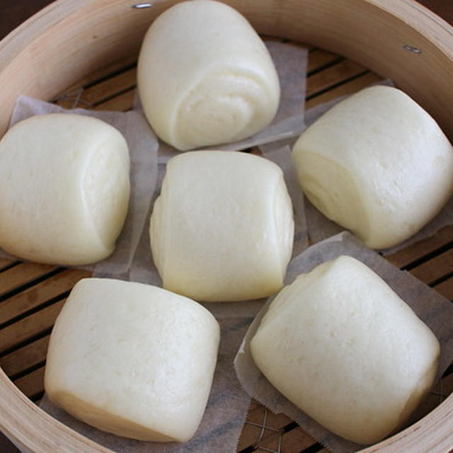 中華饅頭を蒸す