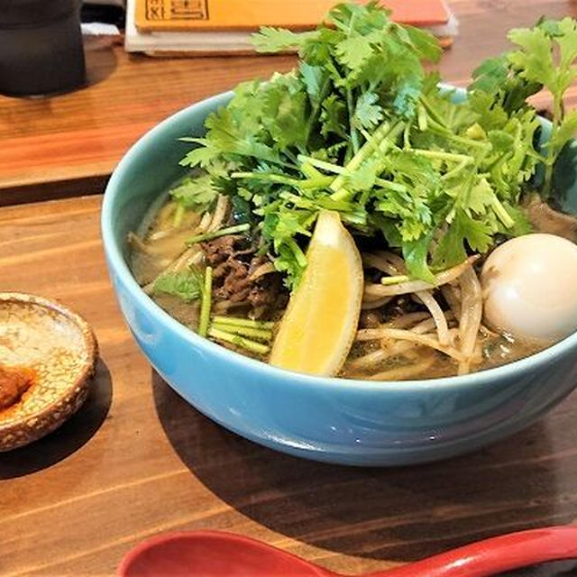 海と空と飛行機と★OKINAWA SOBA EIBUN（オキナワソバ エイブン）★【那覇市壺屋】