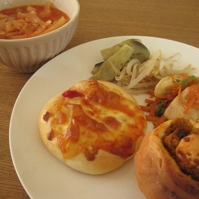 パンプキンパンランチ