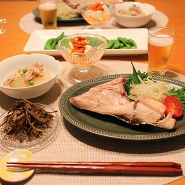 『わらさカマの塩焼き』とストウブで『小さいおかず』の献立。
