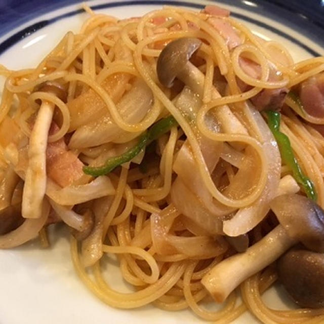 ケチャップ少な目ナポリタン