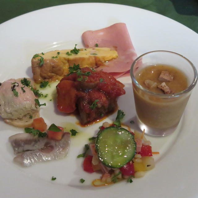 週末ランチ　＠　下北沢
