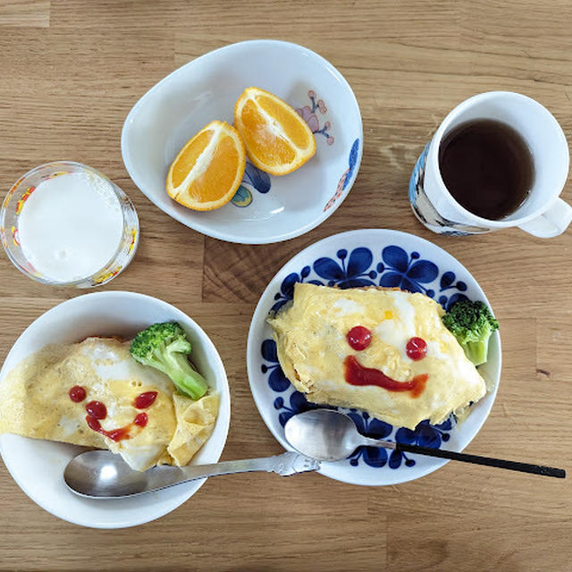 Japanese Mothers Raising Children Often Cook Omelette rice 🥚