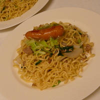 ハーブソルトで焼きそば・ウインナーにのっけてジュレ（レモン＆バジル）
