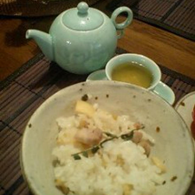 質素な夕食～もち米がないのにおこわみたいな筍ご飯。エコご飯～ と今日のお洋服♪