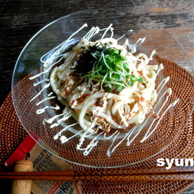 【簡単！！カフェごはん】ささみと梅のおかかごまうどん