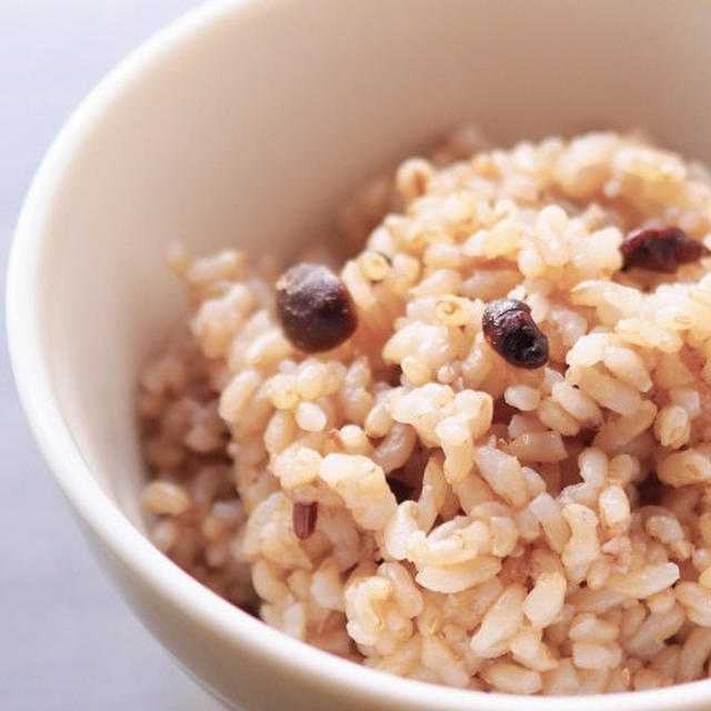 雑穀は、ご飯に混ぜて炊くだけでいいところが◎