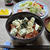 煮切った漬けだれと酢飯で作る　マグロアボカド丼
