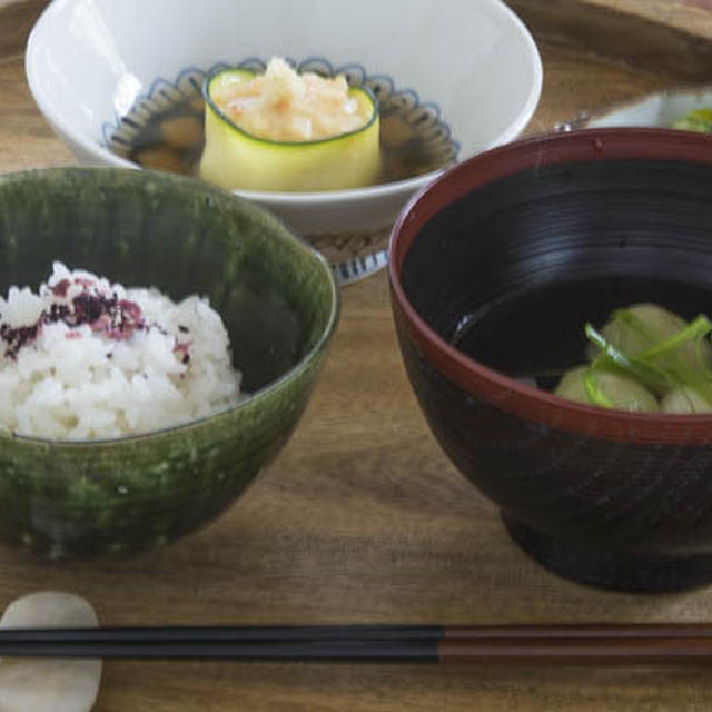 一汁一菜　　　葉月　　気になる秋　27
