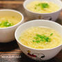 あったかくて、この時季の朝ごはんにほっとするおいしさ。超簡単、ミスド風汁そばレシピ