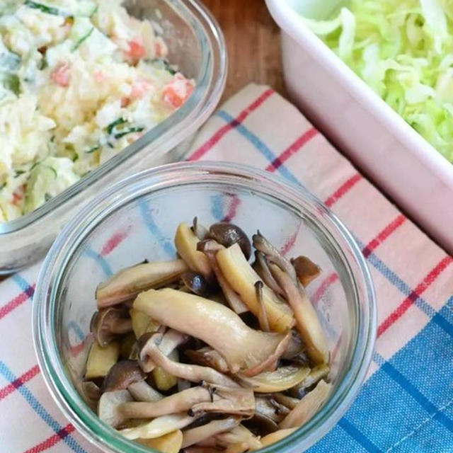 ヘルシーなのに満足感たっぷり！「きのこの作りおき」おかず5選