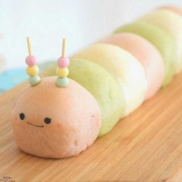 春色いもむしちぎりパン♪変顔ペコの誘惑。