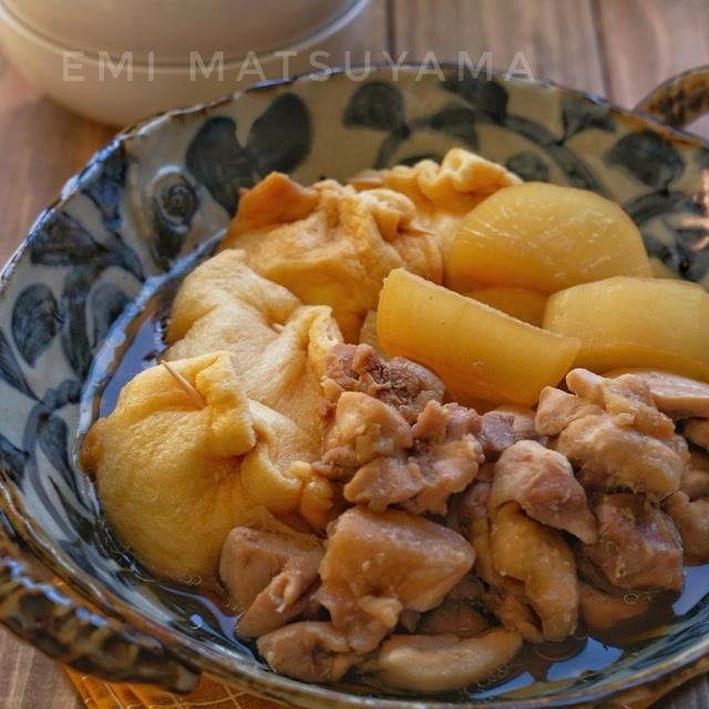 めんつゆで簡単！＊卵巾着と鶏肉と大根の煮物＊