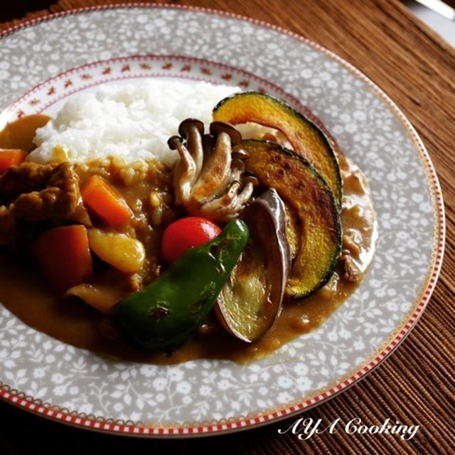 嬉しい夜♡焼き夏野菜を添えて、ポークカレー