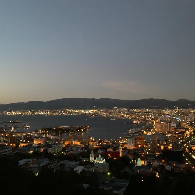 函館山の夜景⭐︎混み混みでちょっと怖かった！