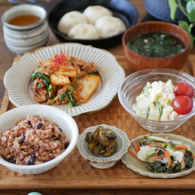 豚キムチと焼き小籠包