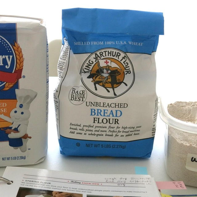 アメリカの小麦粉とベーキングの材料