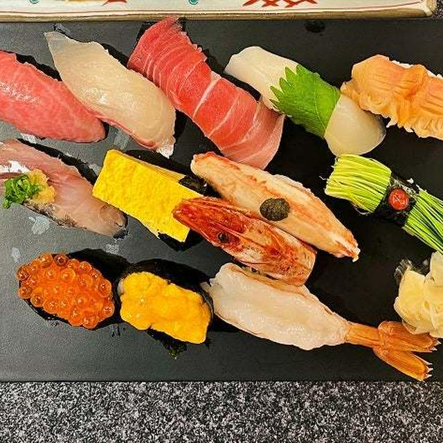 初めてのすしざんまいへ♪