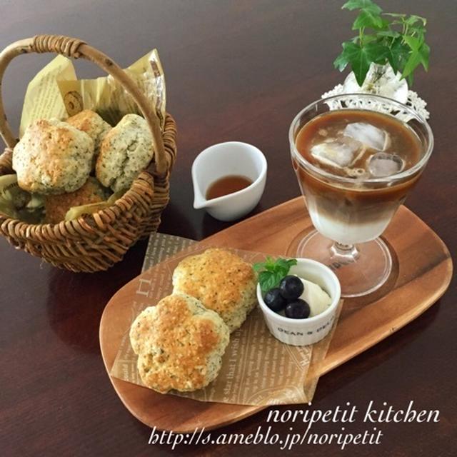 いただき物は…♡と簡単 混ぜて焼くだけ♡アールグレイ香る お花のスコーン♡
