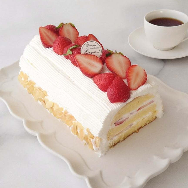いちごのショートケーキ〈ブッシュ型 ver.〉