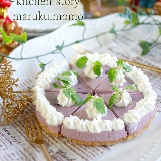 簡単！アレを使って焼かない『ミニレアチーズケーキ』でクリスマスレシピ賞を頂きました♪100均で苔玉作りをインスタ掲載