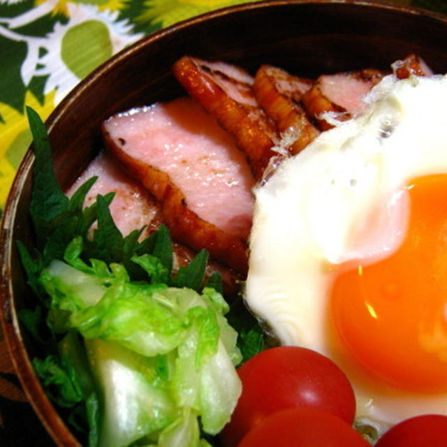 ベーコンエッグ丼弁当