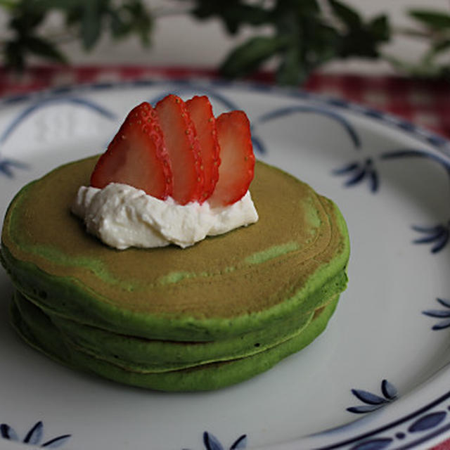 おやつに最適♪ほうれん草のホットケーキ★