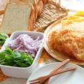 朝ごはんは、セルフサンドウィッチスタイル
