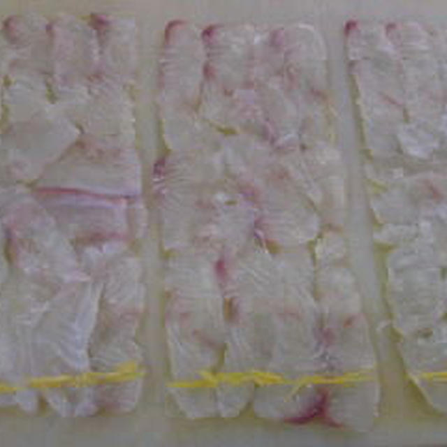 白板昆布で作るヒラメの昆布締め