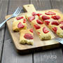 【トースターレシピ】材料4つで苺のペッタンコケーキ