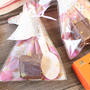 【簡単！バレンタインレシピ】簡単可愛い( *´艸｀)材料２つ！キューブチョコボム